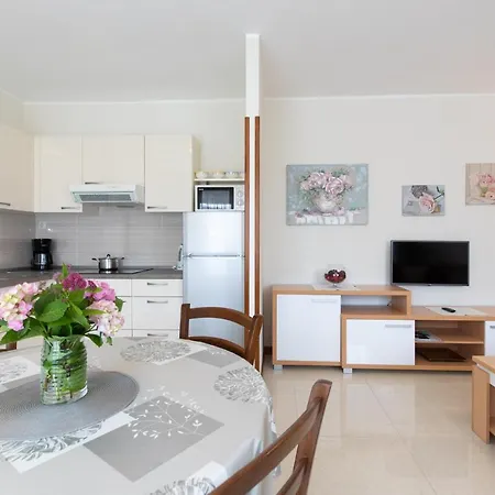 Apartments Dujmovic Ivo 2 Baska  Exterior photo