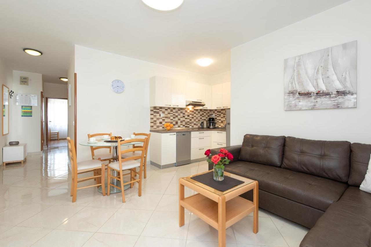 Dujmovic Ivo 2 Apartment *