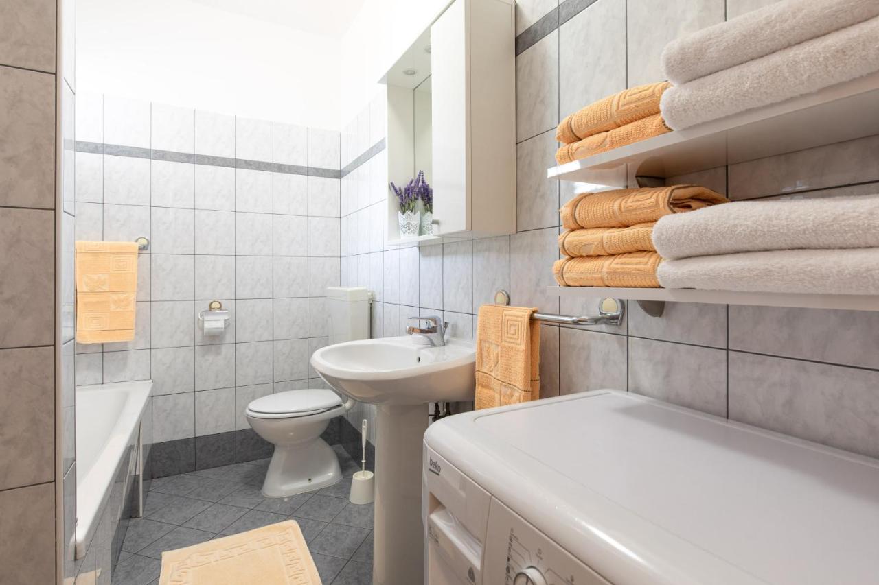Dujmovic Ivo 2 Apartment Baska (Krk)